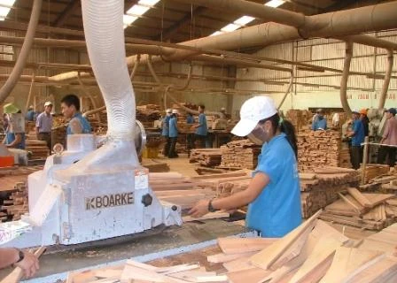 Transformation de bois pour l’exportation. Source: CPV